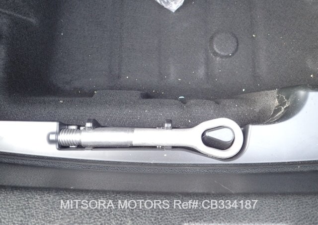 
								2017 MERCEDES-BENZ E-CLASS E200 AVANTGARDE full									