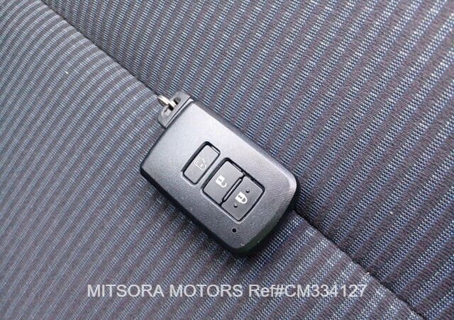 
								2022 TOYOTA NOAH SI full									