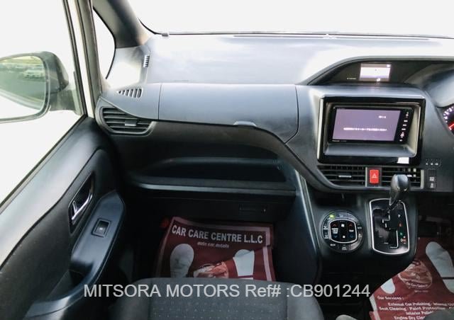 
								2015 TOYOTA NOAH G full									