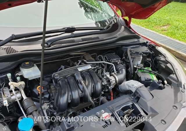 
								2015 HONDA VEZEL full									