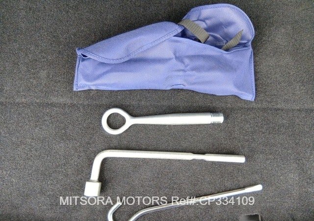 
								2020 HONDA VEZEL HYBRID X full									