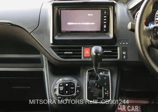 
								2015 TOYOTA NOAH G full									