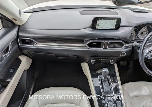 
								2017 MAZDA CX-5 full									