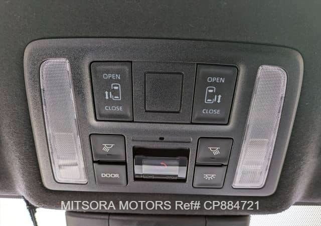 
								2022 TOYOTA NOAH S-Z full									