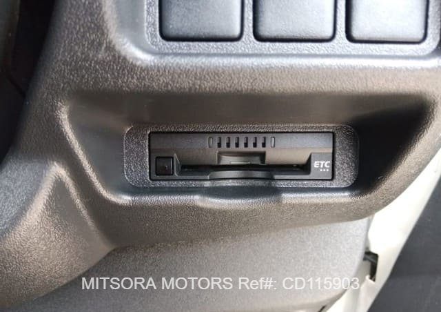 
								2018 TOYOTA HIACE COMMUTER full									