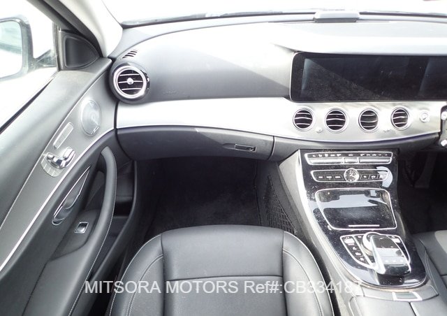 
								2017 MERCEDES-BENZ E-CLASS E200 AVANTGARDE full									