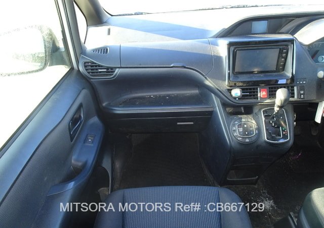 
								2016 TOYOTA NOAH X full									