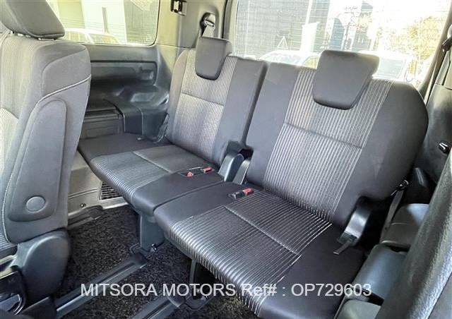 
								2020 TOYOTA VOXY full									