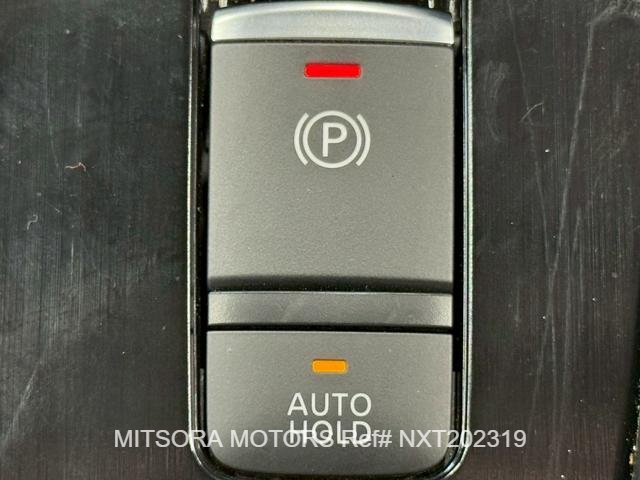 
								NISSAN X-TRAIL G E-4ORCE Grey full									