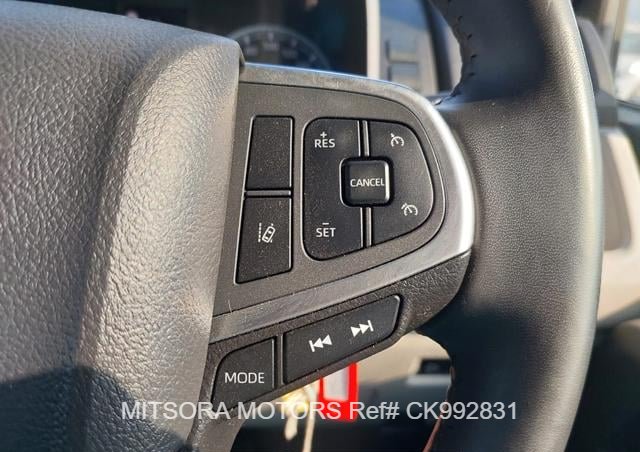 
								2023 TOYOTA HIACE COMMUTER full									