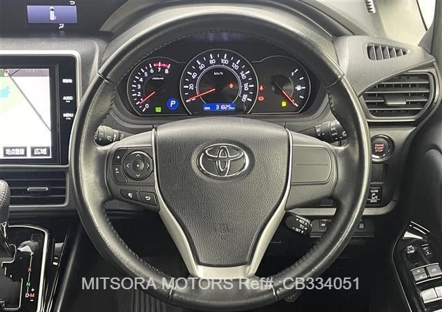 
								2017 TOYOTA NOAH full									