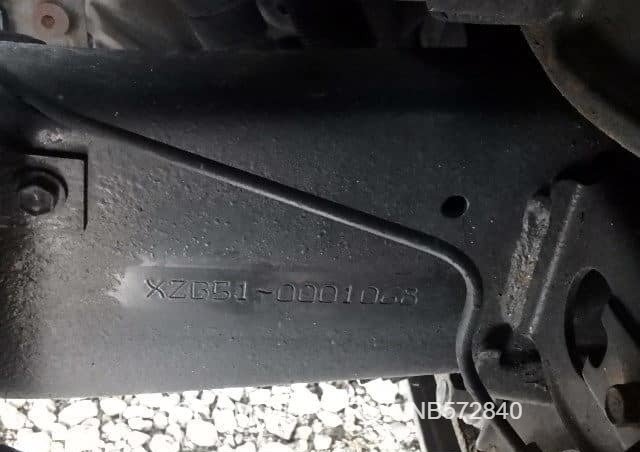 
								2005 HINO LIESSE II full									