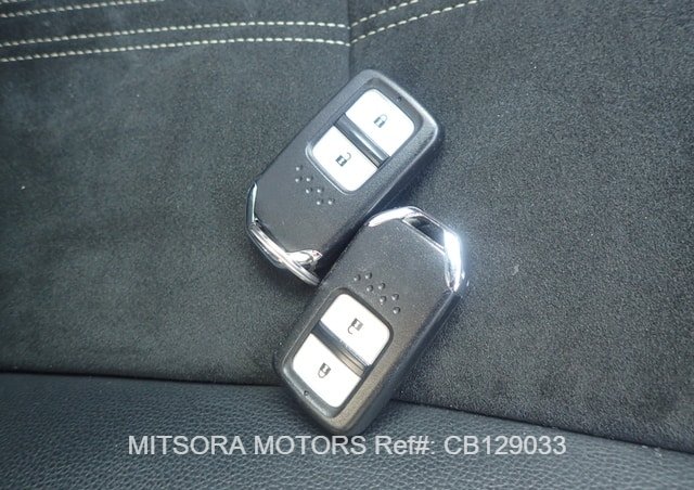 
								2018 HONDA VEZEL RS full									