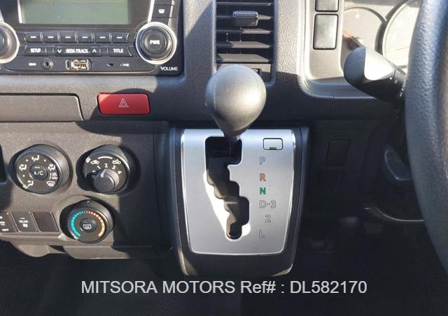 
								2014 TOYOTA HIACE COMMUTER full									