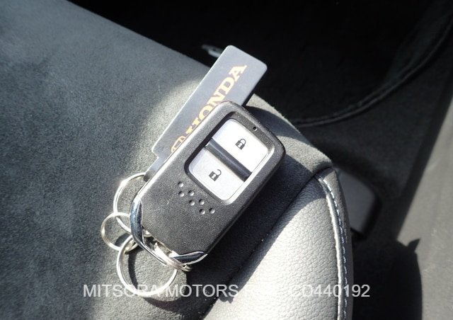 
								2016 HONDA VEZEL RS HYBRID full									