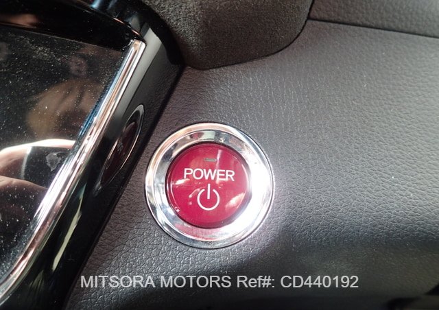 
								2016 HONDA VEZEL RS HYBRID full									