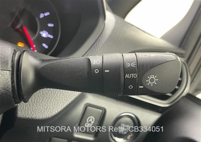 
								2017 TOYOTA NOAH full									