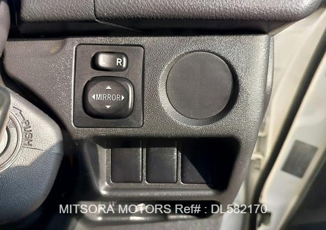 
								2014 TOYOTA HIACE COMMUTER full									