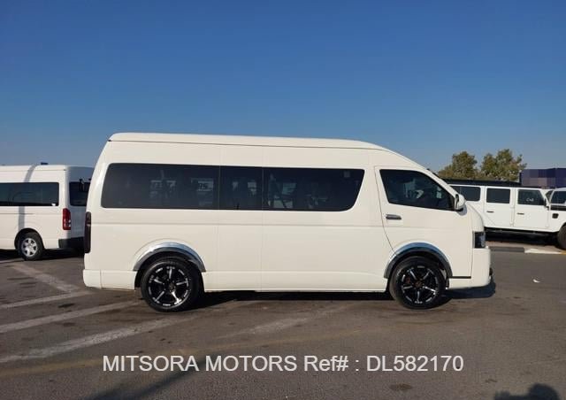 2014 TOYOTA HIACE COMMUTER