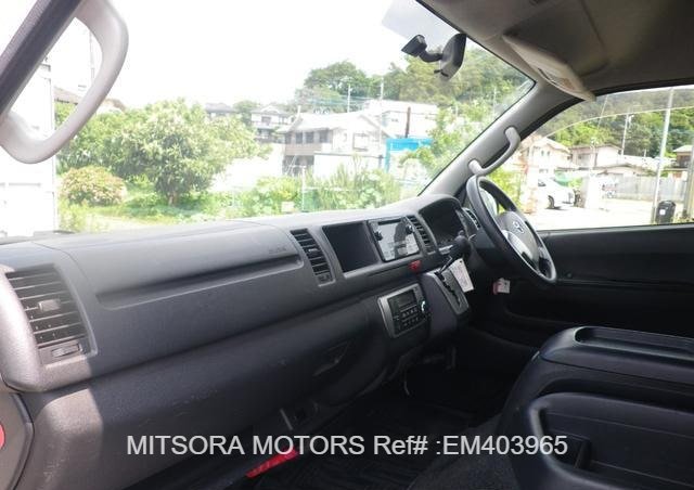 2014 TOYOTA HIACE COMMUTER