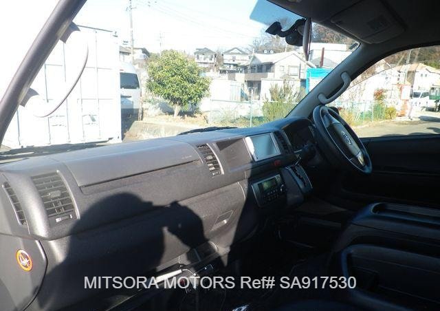 2014 TOYOTA HIACE COMMUTER GLHR