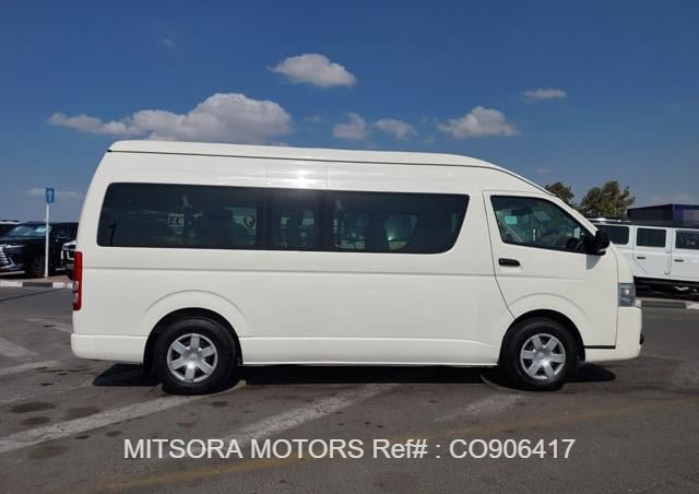 2015 TOYOTA HIACE COMMUTER