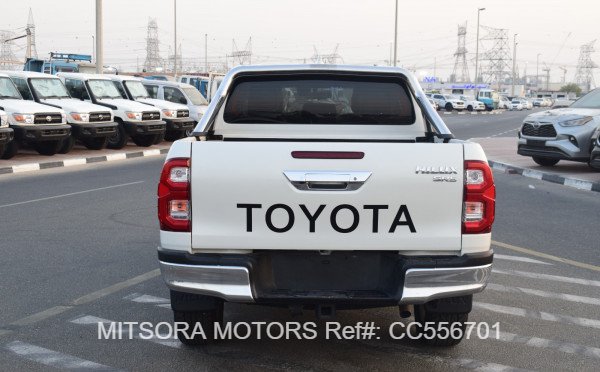 2022 TOYOTA HILUX