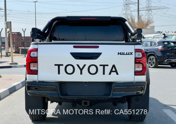 2021 TOYOTA HILUX