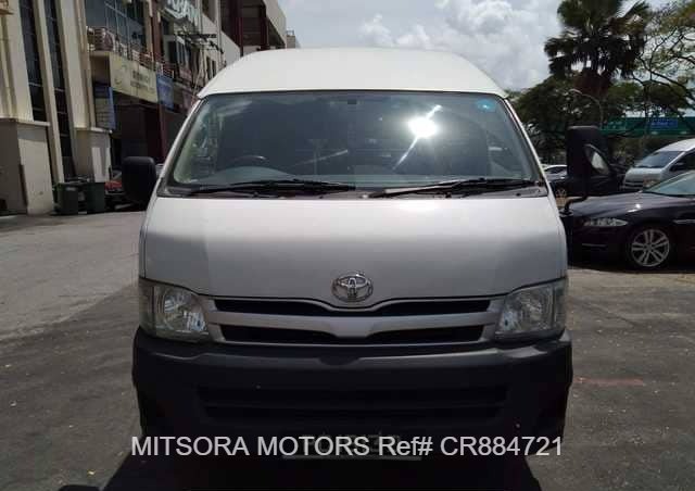 2013 TOYOTA HIACE COMMUTER GL