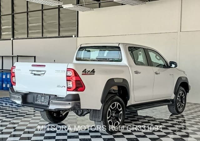 2023 TOYOTA HILUX 2.8