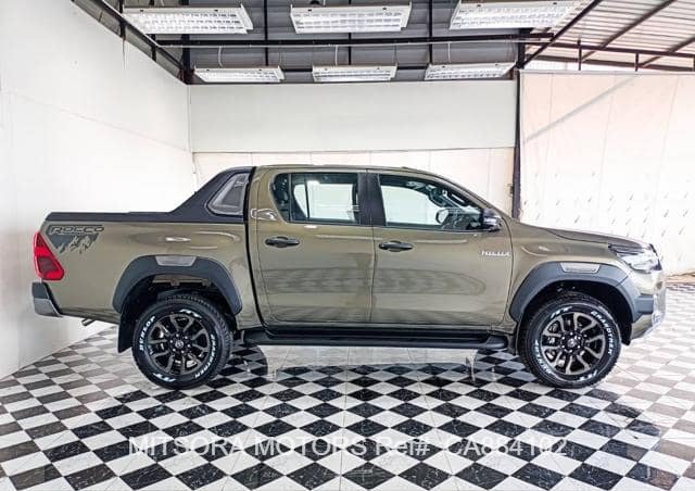 2024 TOYOTA HILUX 2.4 ROCCO DOUBLE CAB
