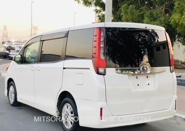 2015 TOYOTA NOAH G