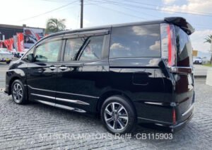 2018 TOYOTA NOAH SI