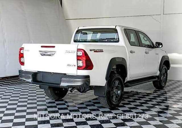 2024 TOYOTA HILUX 2.4