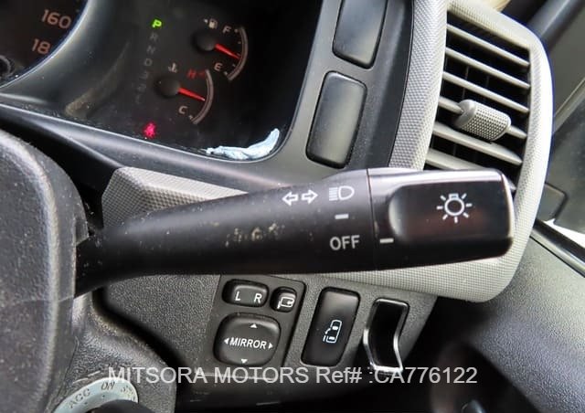 
								2013 TOYOTA HIACE VAN HIROOF AUTO (14 SEATER) full									