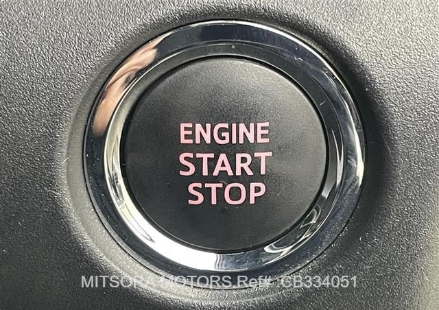 
								2017 TOYOTA NOAH full									