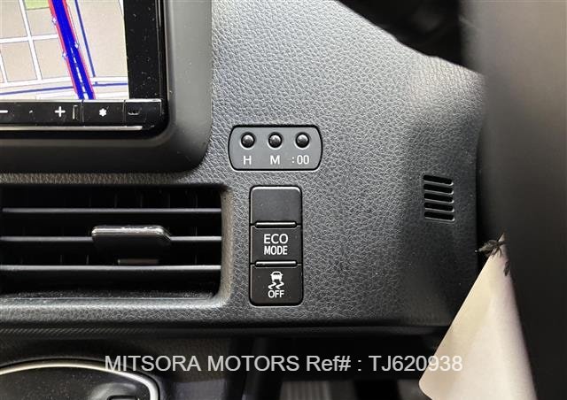 
								2015 TOYOTA VOXY full									