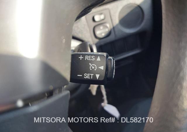 
								2014 TOYOTA HIACE COMMUTER full									