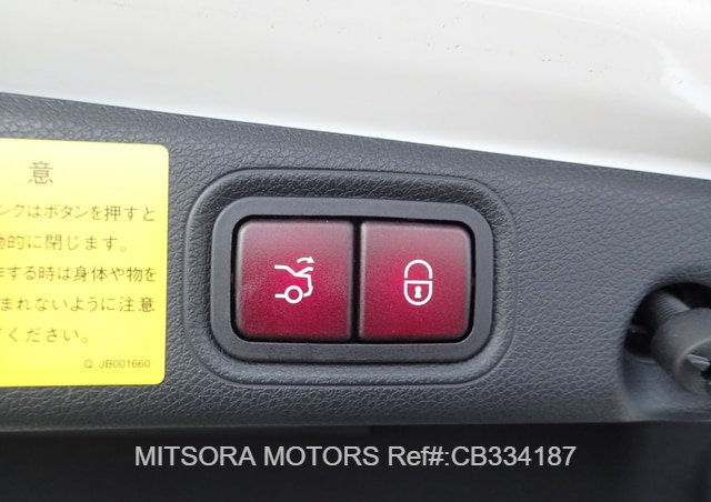 
								2017 MERCEDES-BENZ E-CLASS E200 AVANTGARDE full									