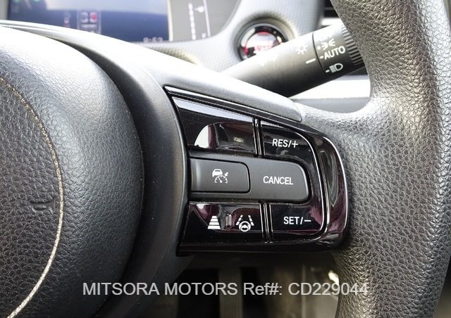 
								2023 HONDA FIT HONDA SENSING full									