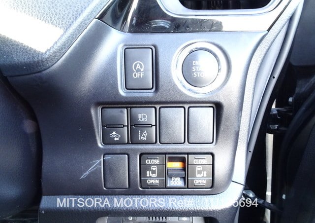 
								2021 TOYOTA VOXY ZS full									