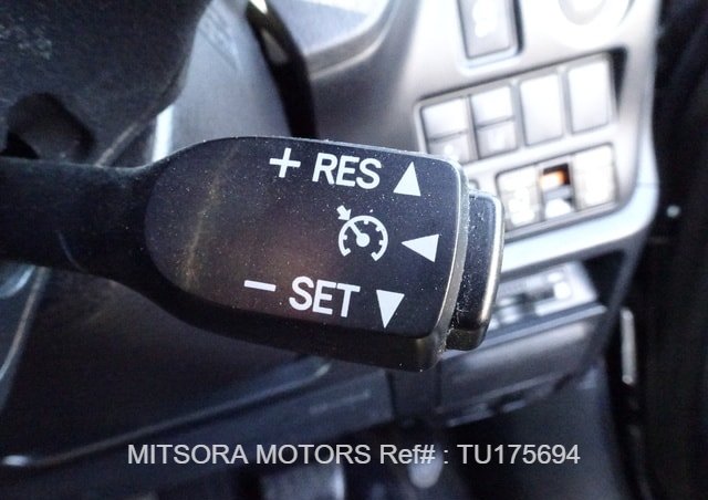 
								2021 TOYOTA VOXY ZS full									