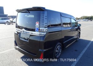 2021 TOYOTA VOXY ZS