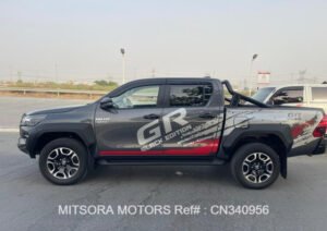 2024 TOYOTA HILUX DUAL CABIN PICKUP
