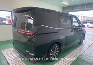 2025 TOYOTA VOXY