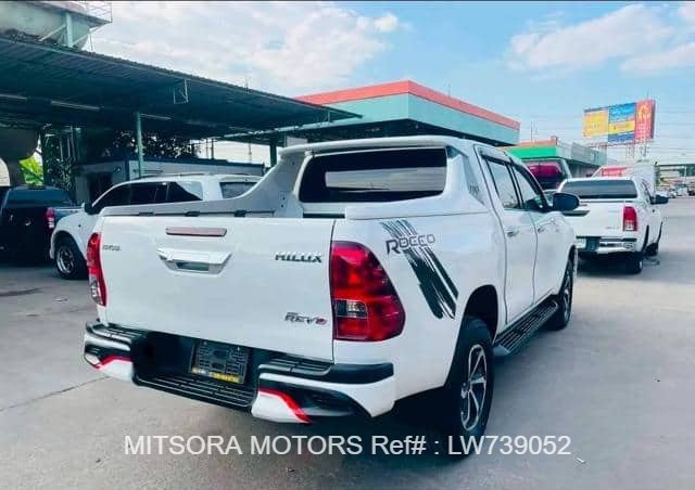 2016 TOYOTA HILUX 2.4 E REVO DOUBLE CAB