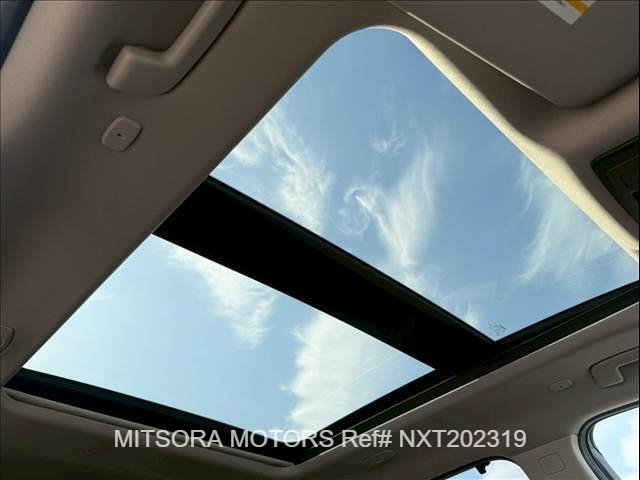 NISSAN X-TRAIL G E-4ORCE Grey