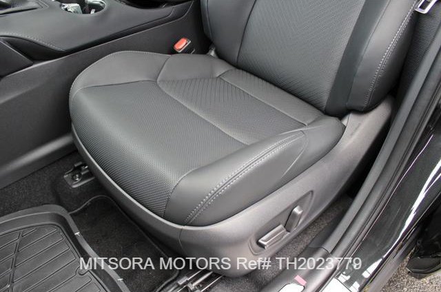 
								2023 TOYOTA HARRIER HYBRID Z LEATHER PACKAGE full									