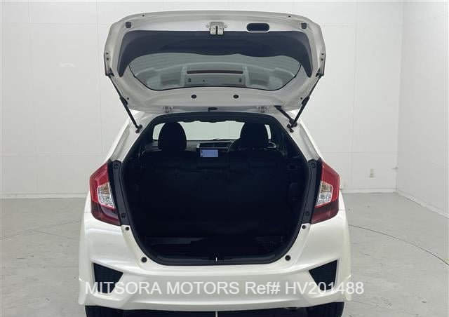 
								2013 HONDA FIT RS full									