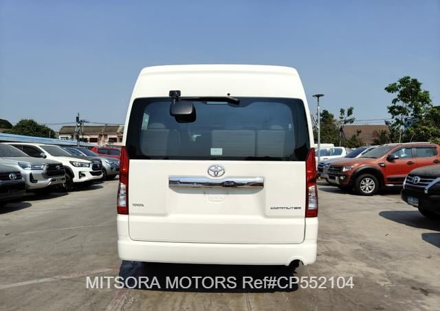 2026 TOYOTA HIACE COMMUTER 2.8 AT